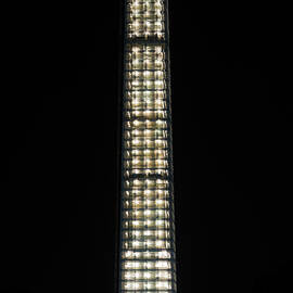 Washington Monument in Repair by Ed Clark