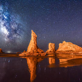 Wizard Hat Milky Way by Russell Wells