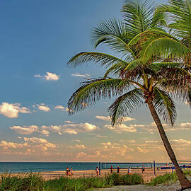 Beach, Fort Lauderdale, Florida by Lumiere