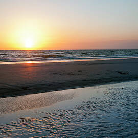 Beach In St Petersburg Florida by Lumiere