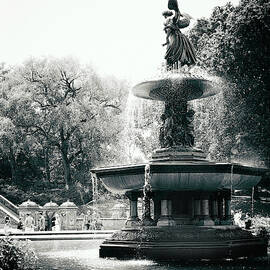 Bethesda Fountain by Jessica Jenney