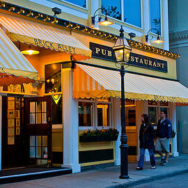 Brick Alley Pub, Newport, Ri by Claudia Uripos