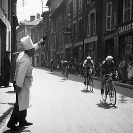 Chef Toasts Tour by Bert Hardy