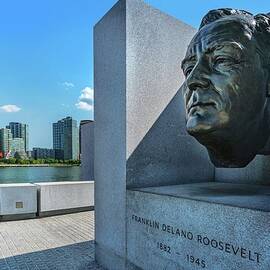 Fdr Four Freedoms Park, Roosevelt Is, Nyc by Laura Zeid