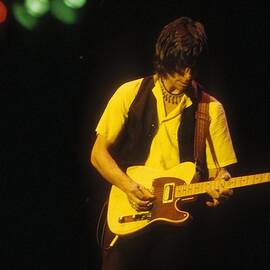 Jeff Beck Live by Larry Hulst