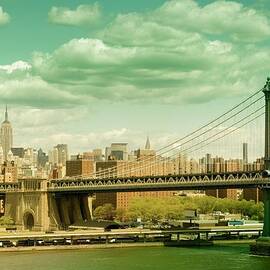 Nyc Skyline by Lisa-blue