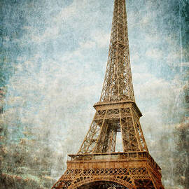 Eiffel Tower in Paris by Jelena Jovanovic