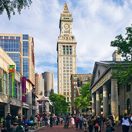 Quincy Market, Boston by Massimo Borchi