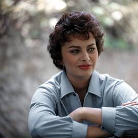 Sophia Loren Portrait Session by Earl Theisen Collection