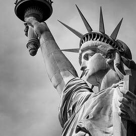 Statue Of Liberty, Nyc by Olimpio Fantuz
