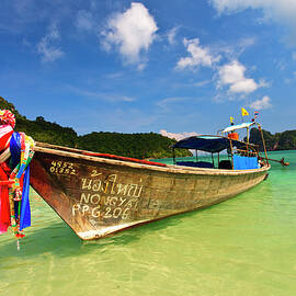 Thailand, Southern Thailand, Phi Phi Islands, Andaman Sea by Stefano Brozzi