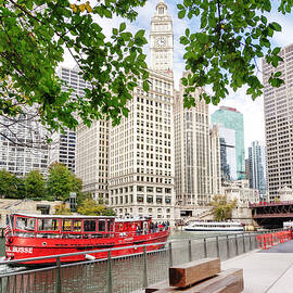 Illinois, Chicago, Riverwalk Scene by Claudia Uripos