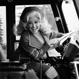 Dolly Parton In Battle Creek by The Estate Of David Gahr