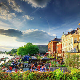 Richmond Upon Thames, London by Maurizio Rellini