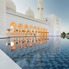 Sheikh Zayed Bin Sultan Al Nahyan Mosque In Abu Dhabi City, Emirate Of Abu Dhabi, Uae by Rainer Mirau