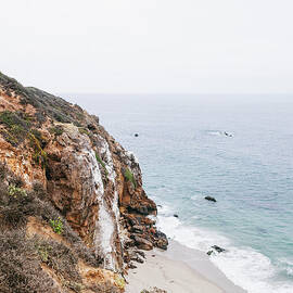 Point Dume, Malibu, California by Tuan Tran