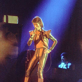 Ziggy Stardust Era Bowie In La by Michael Ochs Archives