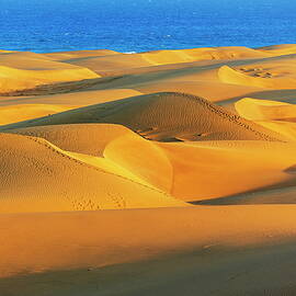 Sand Dunes by Marco Simoni