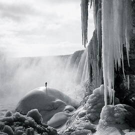 A Fairy-land Of Ice And Snow, Niagara by Buyenlarge