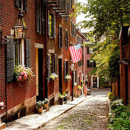 Acorn Street, Beacon Hill, Boston Ma by Claudia Uripos