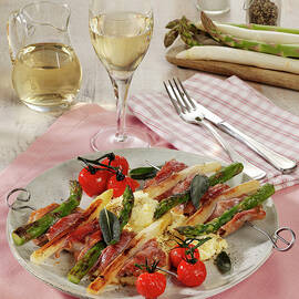 Asparagus And Veal Skewers With Polenta by Photoart / Stockfood Studios