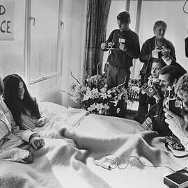 Bed Peace by Central Press