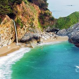 Big Sur Beach, California by Jordan Banks