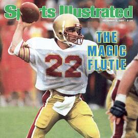 Boston College Qb Doug Flutie... Sports Illustrated Cover by Sports Illustrated