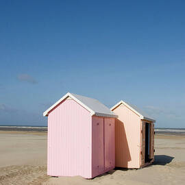 Cabines by Alain Bachellier