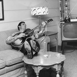 Cash In Nashville by Michael Ochs Archives