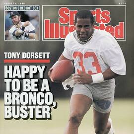 Denver Broncos Tony Dorsett... Sports Illustrated Cover by Sports Illustrated