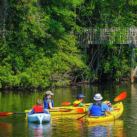 Family Kayaking by Werner Bertsch