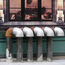 Five Pipes by Richard Reeve