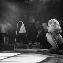 Floor Show Audience by Kurt Hutton