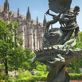 Fountain At St John The Divine, Nyc by Lumiere