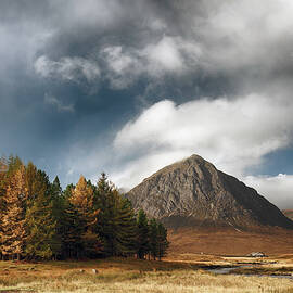 Glencoe Autumn landscape by Grant Glendinning