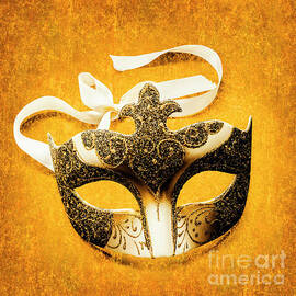 Golden gala by Jorgo Photography