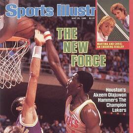 Houston Rockets Akeem Olajuwon, 1986 Nba Western Conference Sports Illustrated Cover by Sports Illustrated