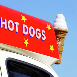 Ice Cream Van by Richard Newstead