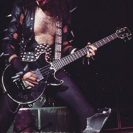 Kiss In Concert by Steve Morley