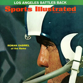 Los Angeles Rams Qb Roman Gabriel Sports Illustrated Cover by Sports Illustrated