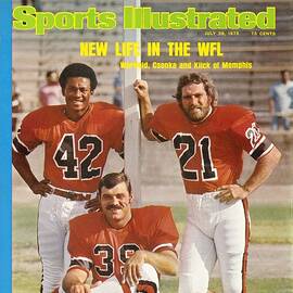 Memphis Southmen Paul Warfield, Larry Csonka, And Jim Kiick Sports Illustrated Cover by Sports Illustrated