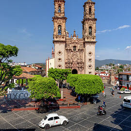 Mexico, Guerrero, Taxco Main Square Scene by Claudia Uripos