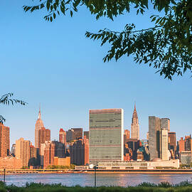 Midtown Manhattan Skyline, Nyc by Lumiere