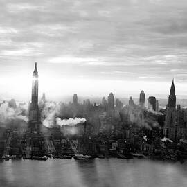 Midtown Manhattan With The Empire State by New York Daily News Archive