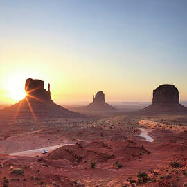 Monument Valley, Arizona, Usa by Maurizio Rellini