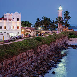 Mosque & Lighthouse, Galle, Sri Lanka by Reinhard Schmid