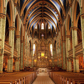 Notre Dame Cathedral Ottawa by Pgiam