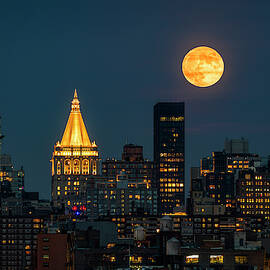 NY Life Building Full Moon by Susan Candelario