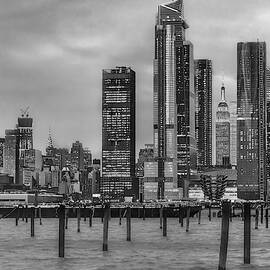 NYC ESB Skyline Hudson Yards BW by Susan Candelario